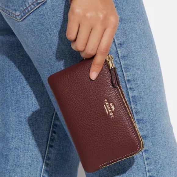 Coach Double Corner Zip Wristlet NWT w Snake Embossed Strap NWT - Picture 1 of 16